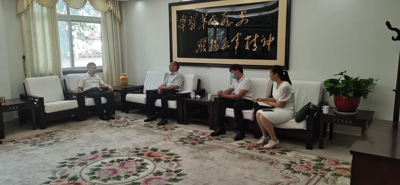 说明: 微信图片_20220629145702 说明: 微信图片_20220629145702